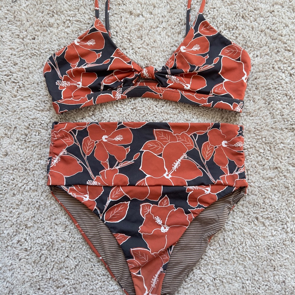 acacia mid pacific set